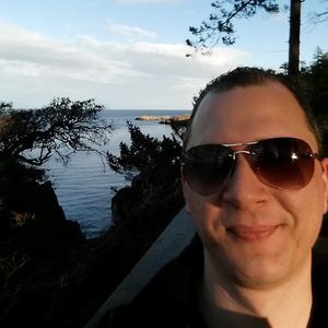 Meet your Posher, Cory